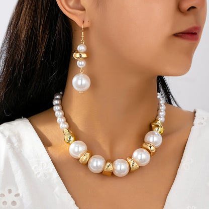 Design Style High Sense Pearl Necklace Ear Stud Three-piece Set For Women
